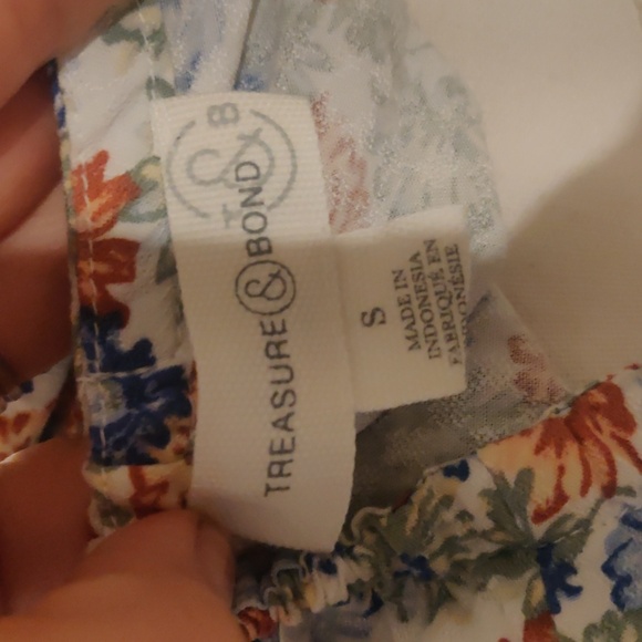 New!Treasure & Bond Womens Peasant Blouse White Floral Short Puff Sleeve Small - Picture 6 of 7